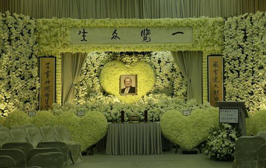 布置灵堂